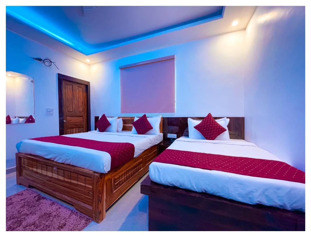 Hotel Town Grand Agra  Exterior photo